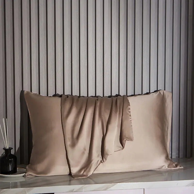 Fronha de Seda Natural — Protege Cabelos e Pele - Numa Decor